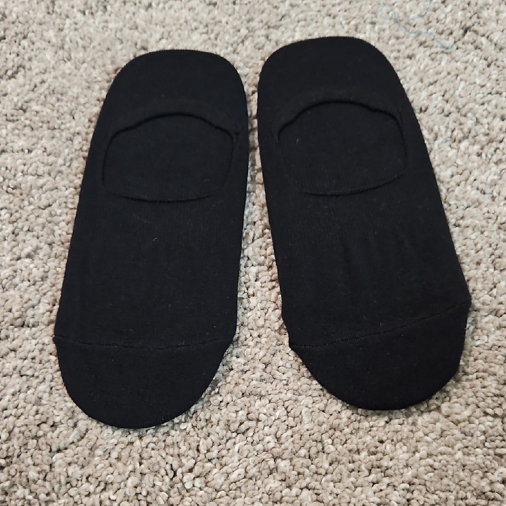 Black No-Show Socks